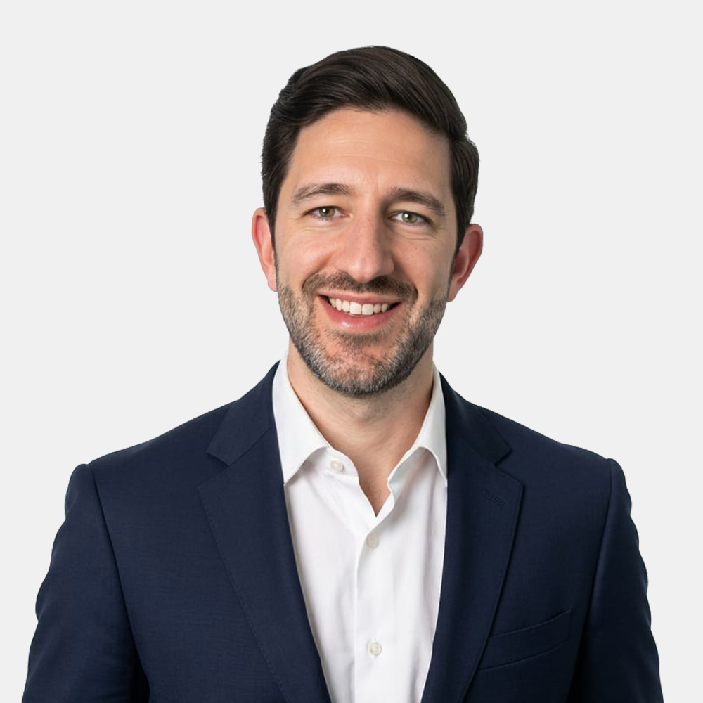 Headshot of Kevin Shvarts